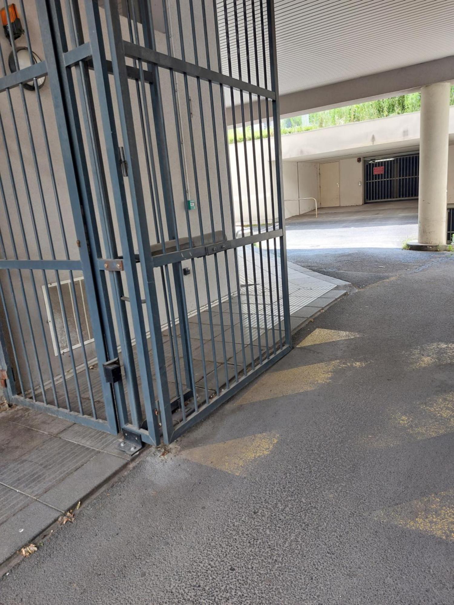 Hyper Centre ,Jolie Chambre Climatisee Avec Parking Securise Gratuit Клермон-Феран Екстериор снимка